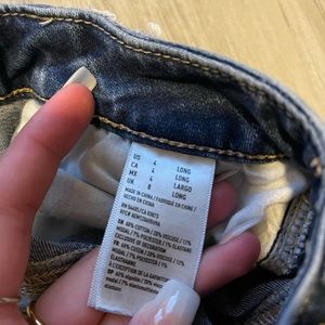 American eagle ripped jeans